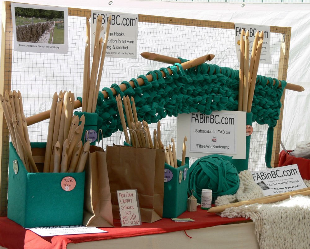 giant knitting needles, mega knitting